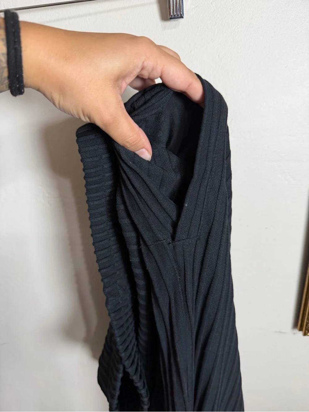 Zara Black Pleated Wide-Leg Pants